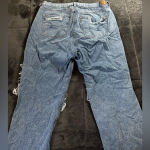 American Eagle Mom Jeans
